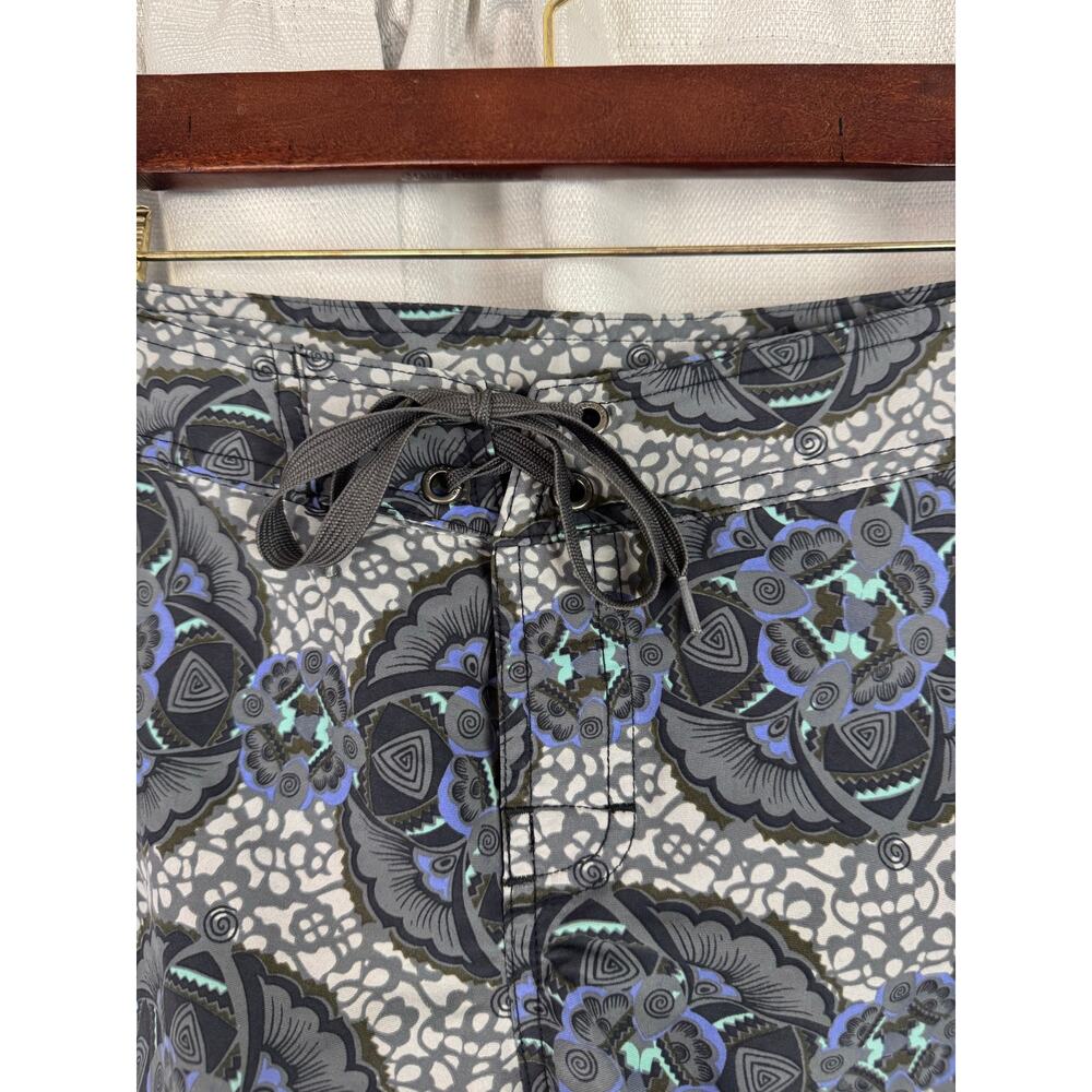 Patagonia Wavefarer Board Shorts Womens 10 Gray Blue Surf - Picture 3 of 5